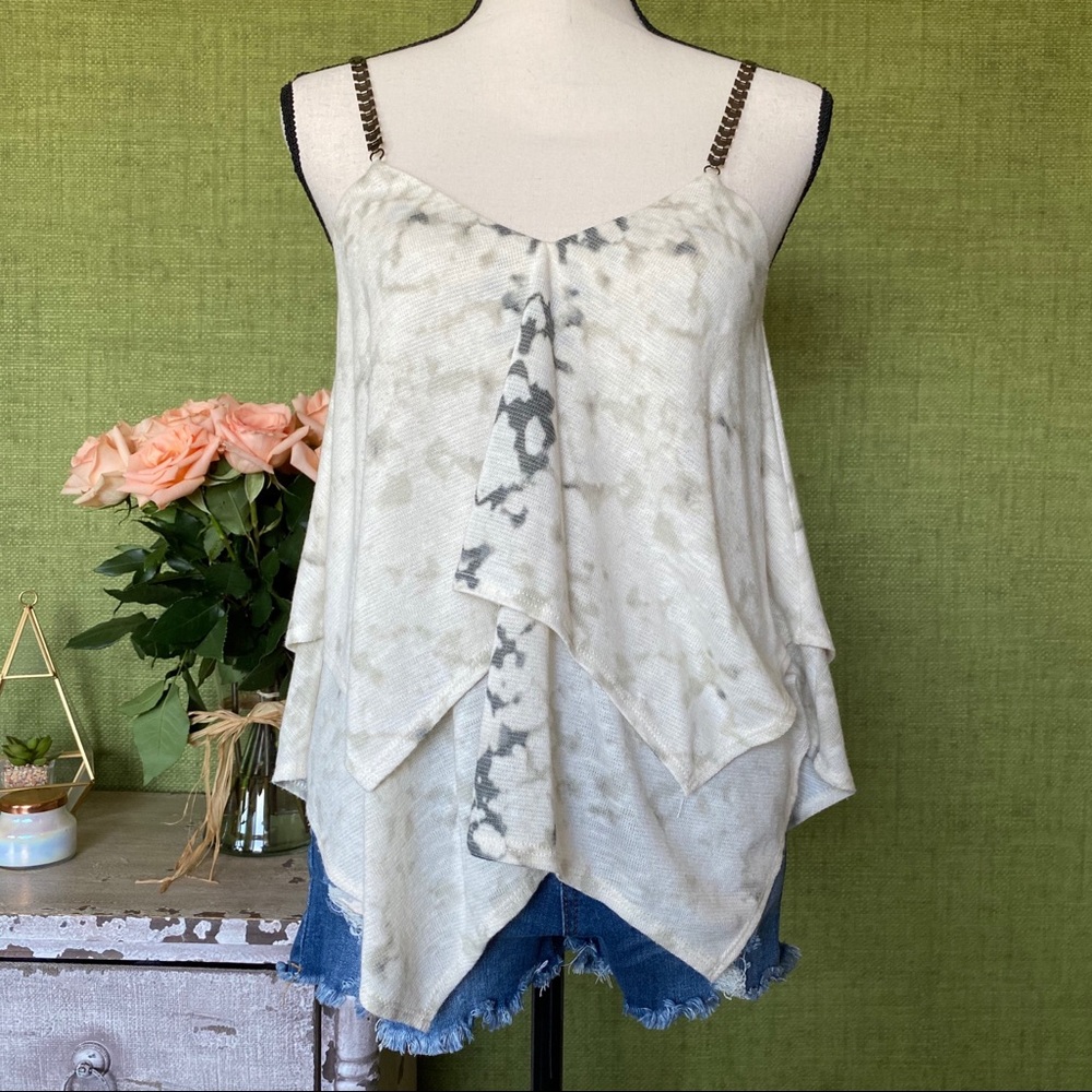 Loose Top with Metal Straps